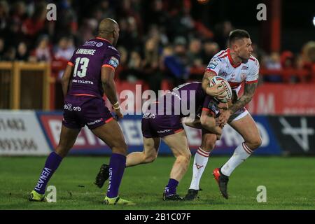 21. Februar 2020, Hull College Craven Park, Kingston upon Hull, England; Betfred Super League, Hull Kingston Rovers gegen Huddersfield Giants: Shaun Kenny-Dowall (3) von Hull KR versucht, den Ball weg zu bekommen Stockfoto