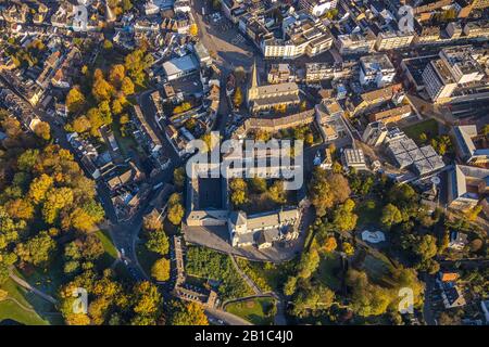 Luftbild, Blick in die Innenstadt, Minster St. Vitus Mönchengladbach, Stift Rathaus, Stadtkirche Alter Markt und Sakristei, Stadtmuseum Abteiberg, M Stockfoto