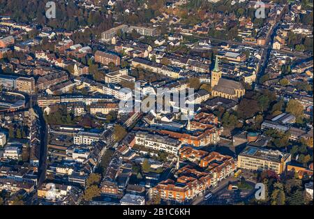 Luftbild, Blick in die Innenstadt, evang. Kreuzkirche Viersen, Hauptstraße, Viersen, Niederrhein, Nordrhein-Westfalen, Deutschland, DE, Europa, Religion Stockfoto