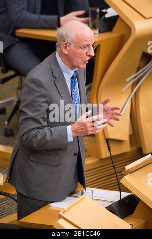 Edinburgh, Großbritannien. Februar 2020. Abgebildet: Gil Paterson MSP - Scottish National Party MSP für Clydebank & Milngavie Szenen aus der Debattierkammer des schottischen Parlaments in Holyrood, Edinburgh. Stockfoto