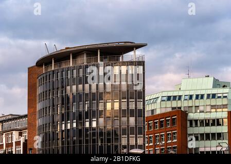 Moderne Architekturbauten in der Hamburger Hafencity. Stockfoto