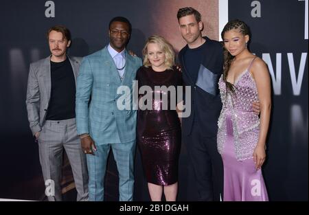 Los Angeles, USA. Februar 2020. Michael Dorman, Aldis Hodge, Elisabeth Moss, Oliver Jackson-Cohen und Storm Reid 049 sind am 24. Februar 2020 im TCL Chinese Theatre in Hollywood, California Credit: Tsuni/USA/Alamy Live News, bei der Premiere von Universal Pictures "The Invisible Man" Stockfoto