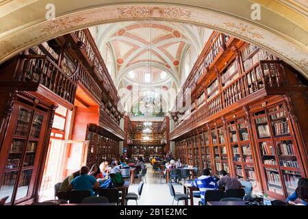 Die Bibliothek von Morelia, Historisches Zentrum von Morelia, Bundesstaat Michoacan, Mexiko, Mittelamerika Stockfoto