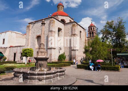 Die Bibliothek von Morelia, Historisches Zentrum von Morelia, Bundesstaat Michoacan, Mexiko, Mittelamerika Stockfoto