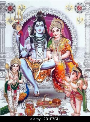 Darstellung von Lady Saraswati und gott Shiva heiliger Elefant Ganasha hinduismus Stockfoto