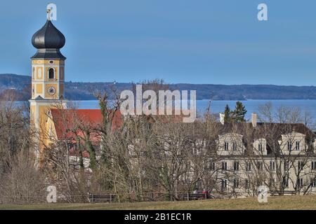 Starnberg, Deutschland 22.02.2020: Impressionen Starnberger See - 22.02.2020 Ansicht des Klosters Bernried in Bernried und Starnberger Siehe weltweite Nutzung Stockfoto