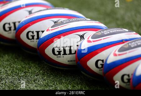 OFFIZIELLE GILBERT-RUGBYBÄLLE, ENGLAND V IRLAND, 2020 Stockfoto