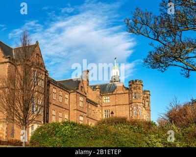 Regents House Teil des Wohnumbaus Regents Gardens der ehemaligen Dundee Royal Infirmary in Dundee Scotland Stockfoto