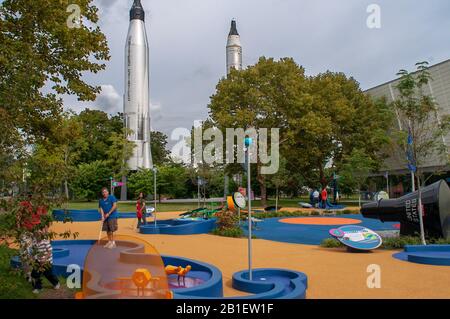 Titan II-Rakete mit Gemini-Kapsel, Rocket Garden, Hall of Science, Flushing Meadow Park, Queens, New York City, USA Stockfoto