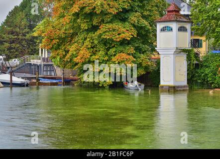 Blick auf Traunsee, Gmunden, Österreich Stockfoto