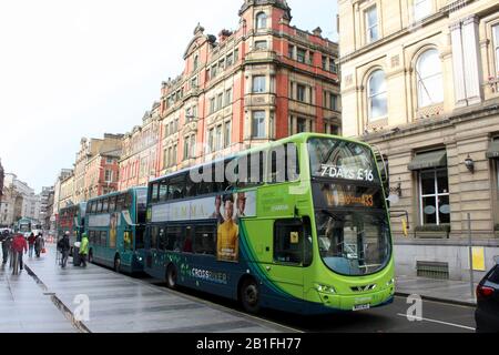 Busse des öffentlichen Personennahverkehrs auf der "dale Street liverpool england UK" Stockfoto