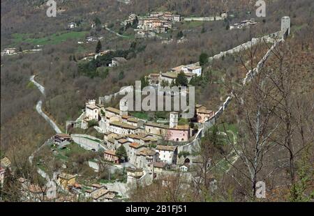 Schloss, Castelsantangelo sul Nera, italien, Draufsicht, Sibillini-Nationalpark, Marken, Italien Stockfoto