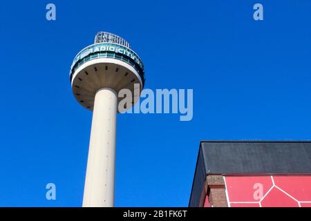 ST johns Beacon oder Radio City Tower in liverpool england am Clear Day UK Stockfoto