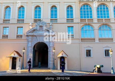 Der Wechsel der Palastgarde, Des Fürstpalasts von Monaco, Monte Carlo, Monaco Stockfoto