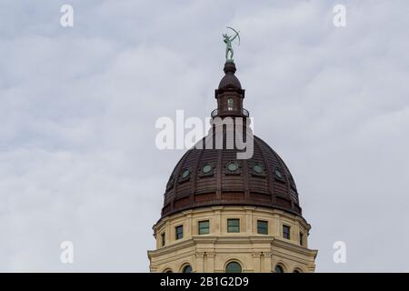 Das Kansas State Capitol in Topeka ist das Gebäude, in dem die Exekutive und die Legislative für den US-Bundesstaat Kansas untergebracht sind. Stockfoto