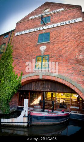 The Clock Warehouse and Restaurant in der Nähe von Shardlow Lock am Trent and Mersey Canal, Shardlow, England, Großbritannien, Nottinghamshire Stockfoto