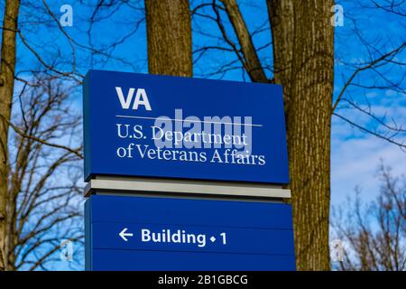 Coatesville, PA/USA - 24. Februar 2020: Gebäude 1 im US Department of Veterans Affairs Medical Center in Coatesville PA. Stockfoto