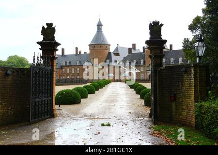 Blick auf die Wasserburg Anholt in Deutschland Stockfoto