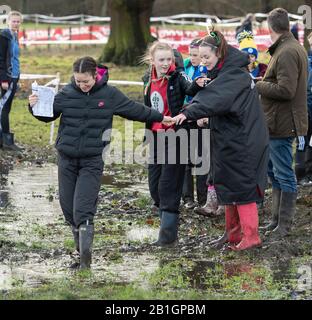 Nottingham - ENGLAND - 22. FEBRUAR: Englische Cross-Country-Meisterschaften, Wollaton Park, Nottingham, England am 22. Februar 2020 Stockfoto