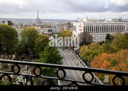 Blick auf Paris mit Eiffelturm vom Montmartre.Paris.France Stockfoto