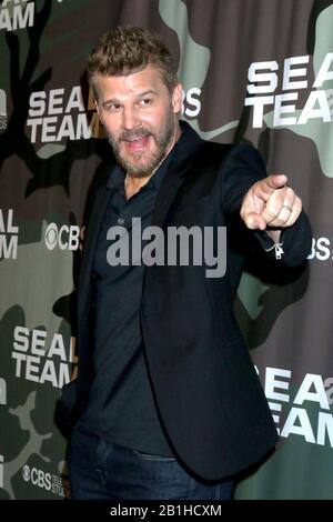 Los Angeles, Kalifornien. Februar 2020. David Boreanaz bei der Ankunft des ROBBENTEAMS WINTER Premiere, ArcLight Cinemas - Hollywood, Los Angeles, CA 25. Februar 2020. Kredit: Priscilla Grant/Everett Collection/Alamy Live News Stockfoto