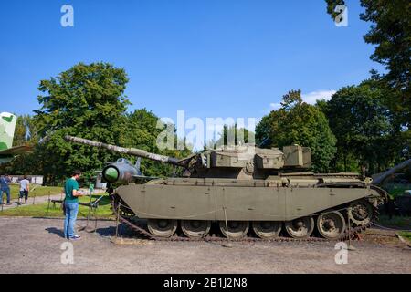 Centurion Mitteltank MK5 (A41), primärer britischer Hauptkampftank der Zeit nach Dem Zweiten Weltkrieg, Polnisches Armeemuseum in Warschau, Polen Stockfoto