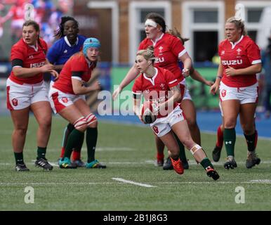 Keira Bevan (Wales)In Aktion gesehen während des Six Nations Rugby Wales der Frauen gegen Frankreich im Cardiff Arms Park Cardiff United Kingdom am 23. Februar 2020 Stockfoto