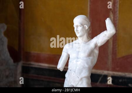 Antike Statue von Priapos Symbol der Fruchtbarkeit in Pompeji Stockfoto