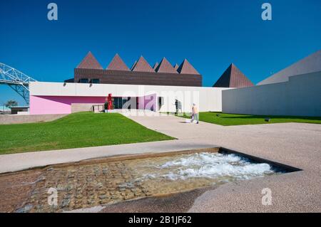 Kunstmuseum von Südtexas, entworfen von Philip Johnson, Fronleichnam, Golfküste, Texas, USA Stockfoto