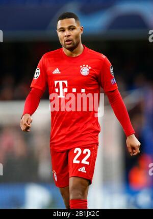 LONDON, GROSSBRITANNIEN. 25. Februar Serge Gnabry vom FC Bayern München während der Champions-League-Runde 16 1. Durchgang zwischen Chelsea und Bayer München bei Stan Stockfoto
