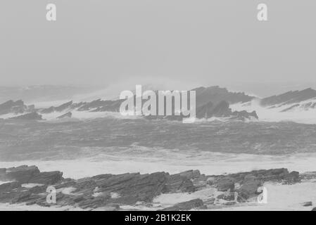 Stürmische Meere bei Birsay, Orkney Isles Stockfoto