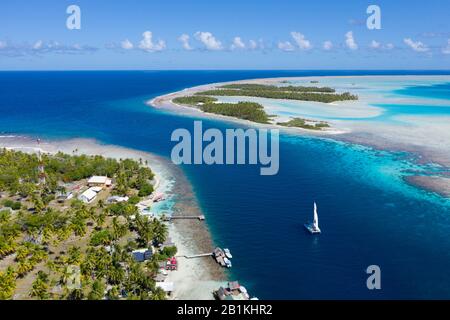 Tetamanu Pass von Fakarava-Atoll, Tuamotu Archipel, Französisch-Polynesien Stockfoto