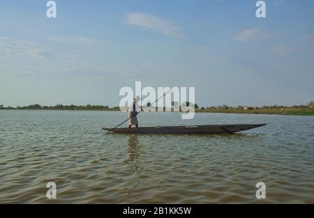 Fischer am Rio Magdalena, Santa Cruz de Mompax, Bolivar, Kolumbien Stockfoto