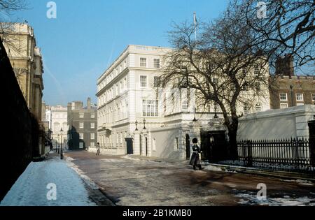 Clarence House, ehemaliger Sitz von HM Queen Elizabeth, Der Königinmutter und heute Sitz von HRH Prince Charles, und Camilla, Duchess of Cornwall, London, Großbritannien. Stockfoto