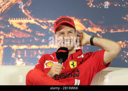 Barcelona, Spanien. Februar 2020. Februar 2020; Circuit De Barcelona Catalunya, Barcelona, Katalonien, Spanien; Formel-1-Vorsaisontests Zwei; Scuderia Ferrari, Sebastian Vettel Credit: Action Plus Sports Images/Alamy Live News Stockfoto