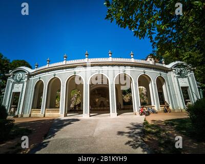 Vichy Kurstadt. Célesting Spring (Quelle der Celestins), Departement Allier, Auvergne Rhone Alpes, Frankreich Stockfoto