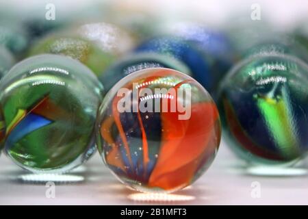 Glasmurmeln, close-up Stockfoto