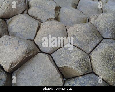 Basaltsteinformation bei Giant's Causeway, County Antrim, Nordirland Stockfoto