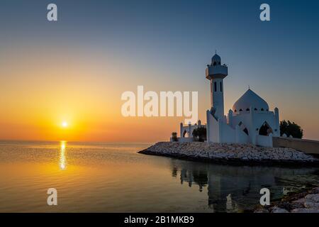 Schöne Al Khobar Corniche Moschee Saudi-Arabien Stockfoto