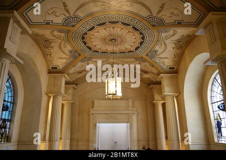 Eingangshalle, RAF Fighter Command Headquarters, Bentley Priory Museum, Stanmore, Harrow, Greater London, England, Großbritannien, Großbritannien, Europa Stockfoto