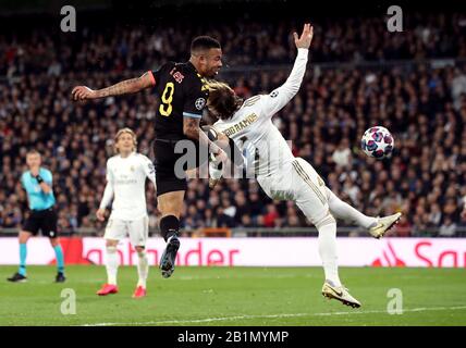 Gabriel Jesus von Manchester City erzielt das erste Tor seiner Mannschaft während der UEFA Champions League-Runde im Santiago Bernabeu, Madrid. Stockfoto