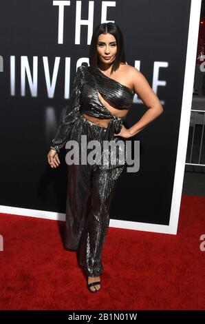 Hollywood, Kalifornien, USA 24. Februar 2020 Schauspielerin Sandra Gutierrez besucht Universal Pictures Präsentiert Premiere "The Invisible Man" am 24. Februar Stockfoto