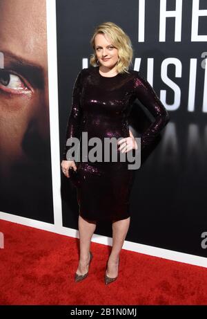 Hollywood, Kalifornien, USA 24. Februar 2020 Schauspielerin Elisabeth Moss besucht Universal Pictures Präsentiert Premiere "The Invisible Man" am 24. Februar, Stockfoto