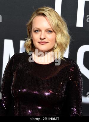 Hollywood, Kalifornien, USA 24. Februar 2020 Schauspielerin Elisabeth Moss besucht Universal Pictures Präsentiert Premiere "The Invisible Man" am 24. Februar, Stockfoto