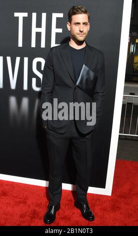 Hollywood, Kalifornien, USA 24. Februar 2020 Schauspieler Oliver Jackson-Cohen besucht Universal Pictures Präsentiert am Februar Premiere "The Invisible Man" Stockfoto