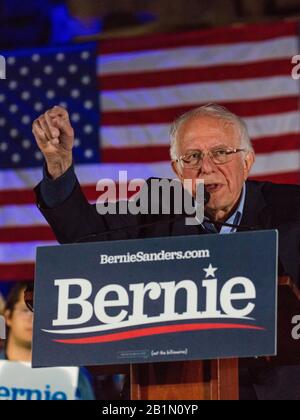 21. Februar 2020, LAS VEGAS, NEVADA, USA - der demokratische Senator Bernie Sanders spricht bei Presidential Rally in Springs Preserve Ampitheater-Abend vor Nevada Caucus, Las Vegas, NV Stockfoto