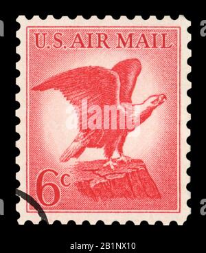 Vereinigte STAATEN VON AMERIKA - CIRCA 1963: Eine gebrauchte US Air Mail-Briefmarke, mit einer Illustration des legendären "Bald Eagle", ca. 1963. Stockfoto