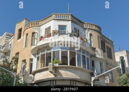 Wohnhaus im Bauhaus-Stil, Nachalat Benyamin, Weiße Stadt, Tel Aviv, Israel Stockfoto