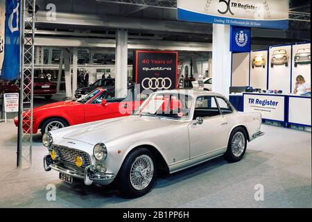 Triumph Italia 1959 auf dem TR-Registerstand auf der London Classic Car Show Olympia 2020 Stockfoto