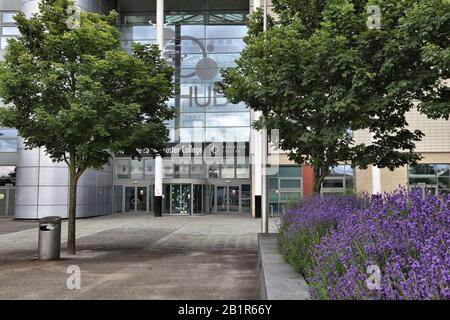 DONCASTER, Großbritannien - 12 Juli, 2016: Doncaster College Gebäude in Großbritannien. Doncaster College hat 13.500 Studenten. Stockfoto